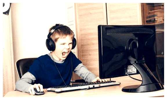 Как называют тех кто много играет в компьютерные игры