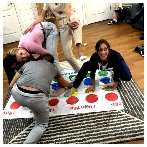 Какие есть игры для взрослой компании